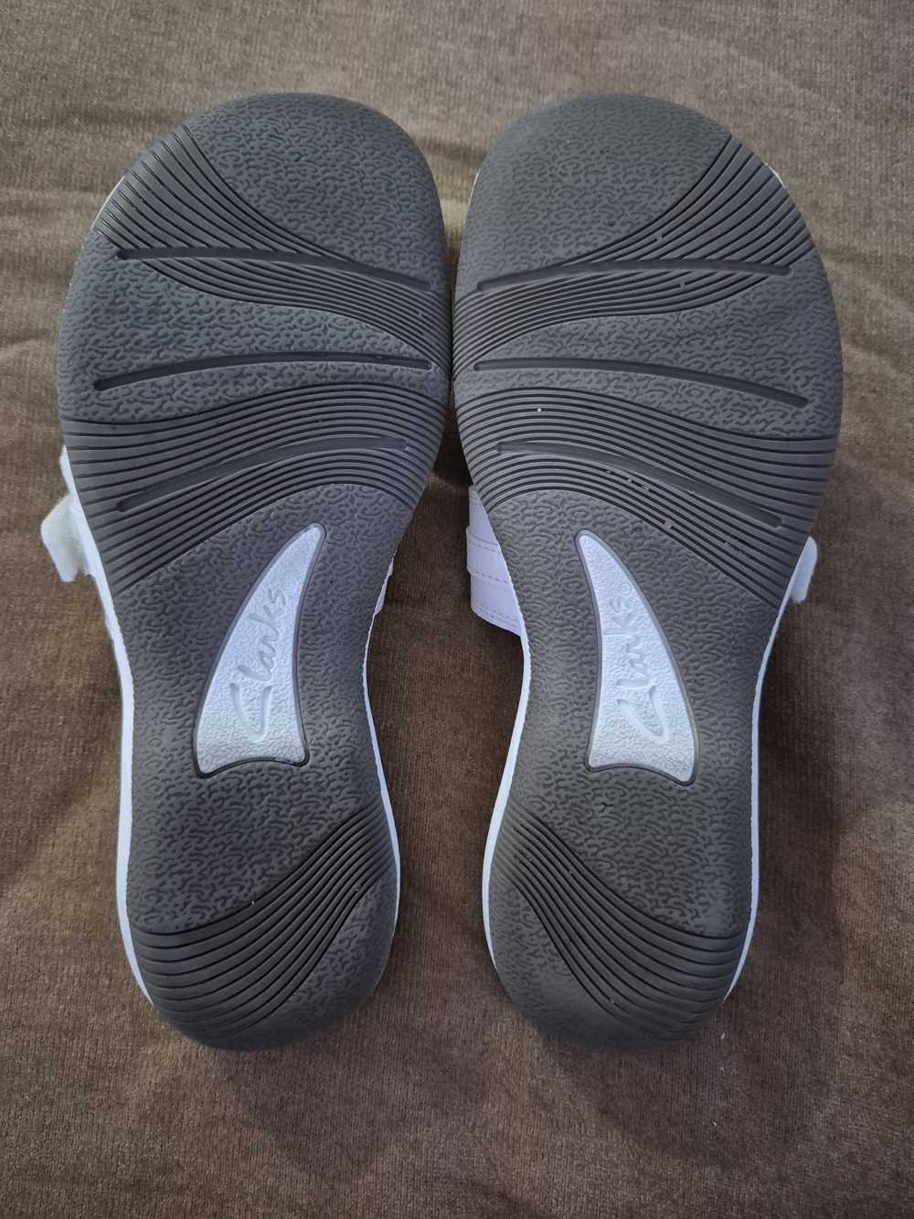 Clarks White Dual-Strap Cloudsteppers Slide Sandals - Picture 4 of 7